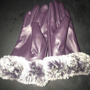 Leather and rex rabbit fur gloves purple